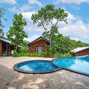 Vyna Hillock Resort And Spa